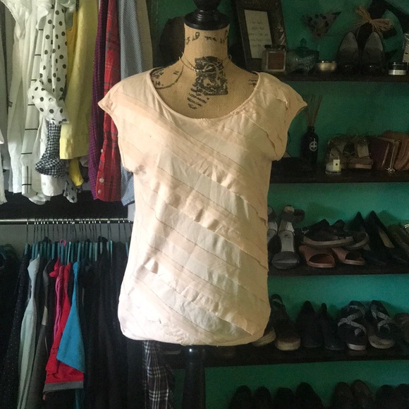 LOFT Tops - Loft blush top